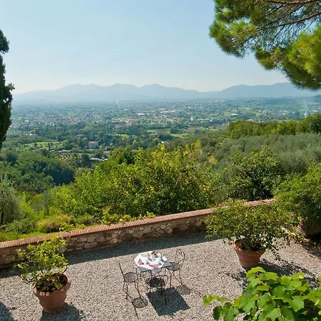 Villa Montevigna Lucques